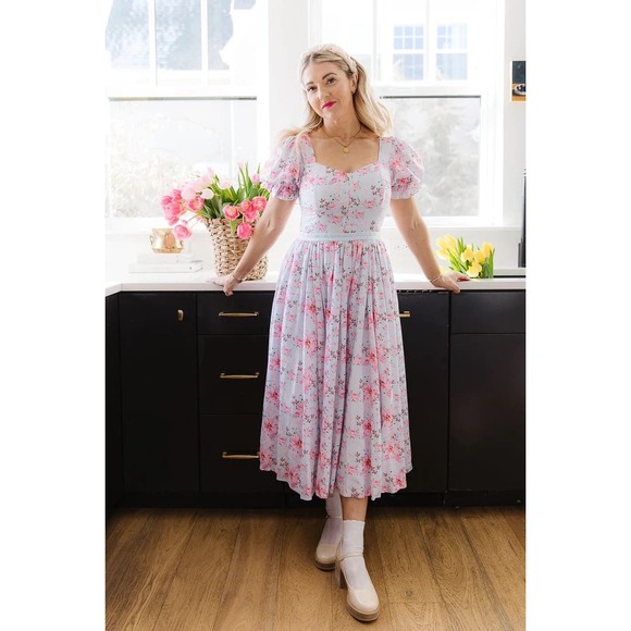 Ivy City Co. Ballerina Dress NWT Pink Blossom Size Medium Floral Spring Midi - Picture 5 of 15